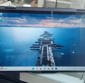 Photo - New Laptop Lenovo Yoga 7i 16GB Intel Core I7 SSD 512GB