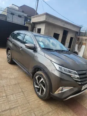 Toyota Rush 2018 Gray