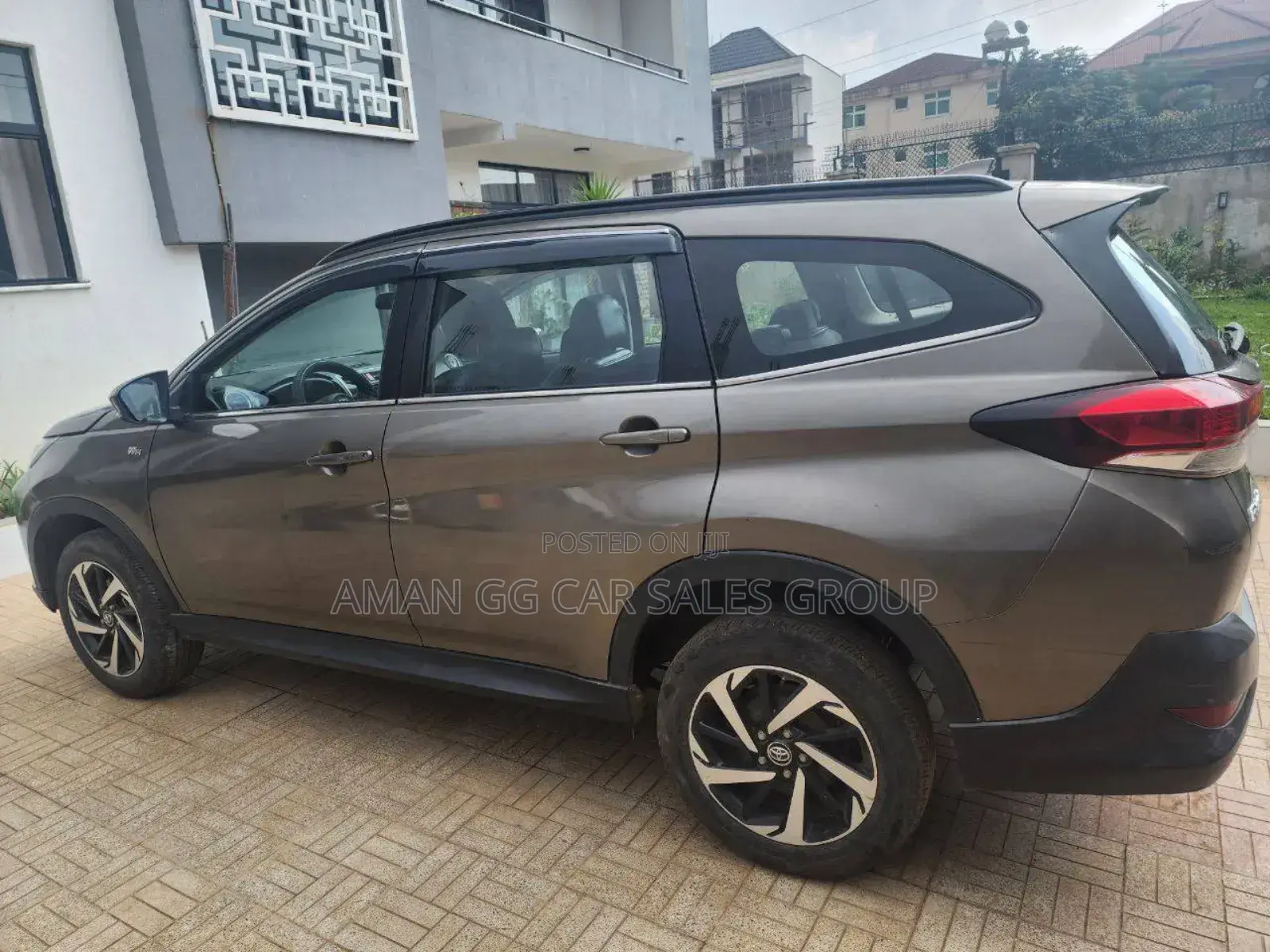 Toyota Rush 2018 Gray