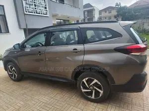 Toyota Rush 2018 Gray