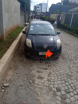 Photo - Toyota Yaris 2008 Black