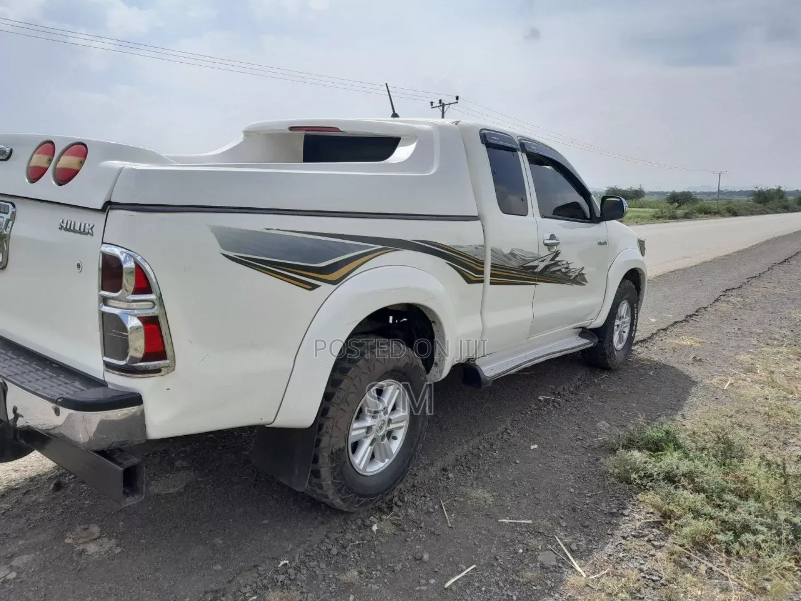 Toyota Hilux 2014 White