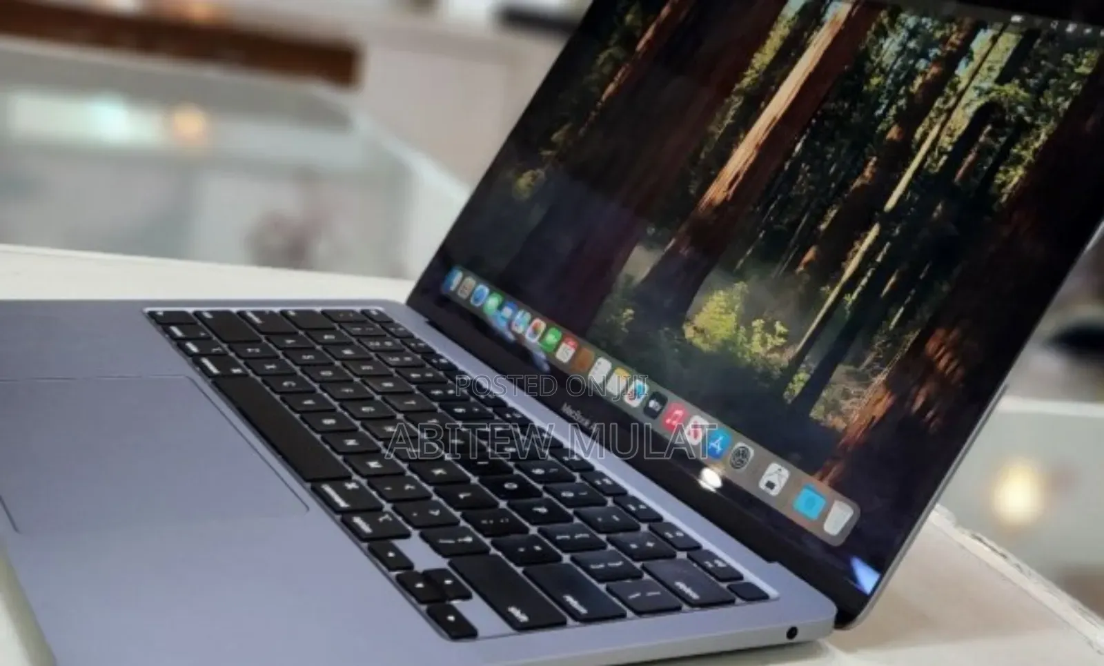 New Laptop Apple MacBook Air 2020 8GB Intel Core I3 SSD 256GB