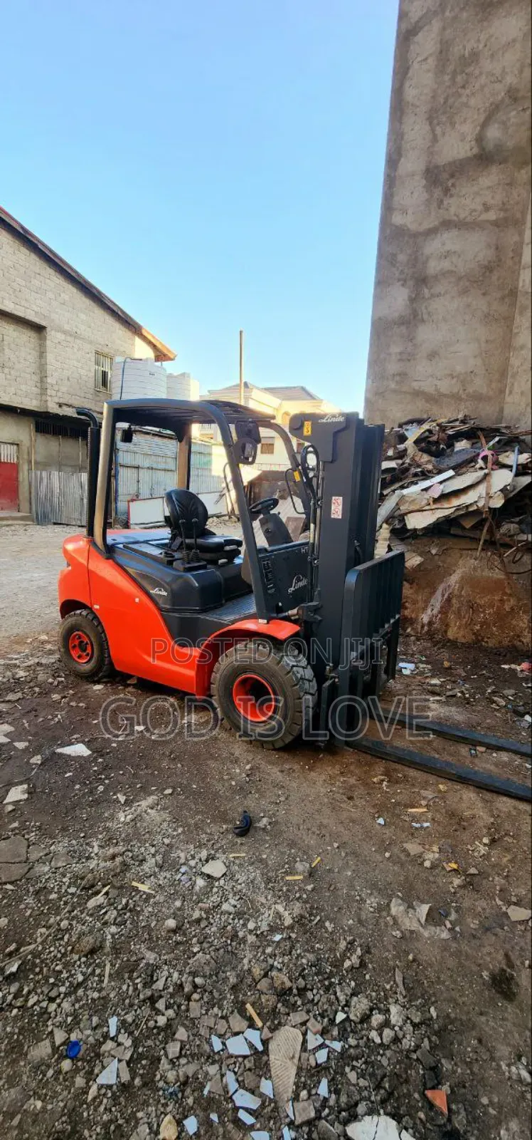 Forklift ፏርክ Lift
