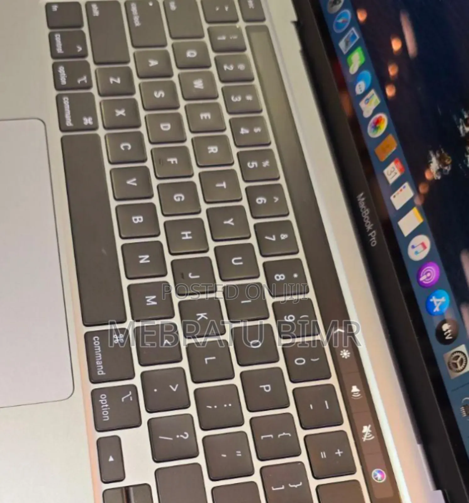 New Laptop Apple MacBook Pro 2020 16GB Intel Core I7 SSD 512GB