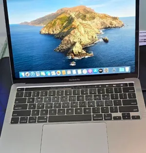 New Laptop Apple MacBook Pro 2020 16GB Intel Core I7 SSD 512GB