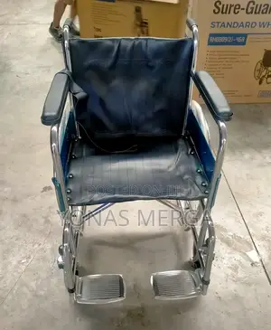 Wheelchair | Easy to Move瘛wheelchair With Customized Space