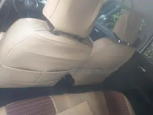 Suzuki Swift 2022 Silver