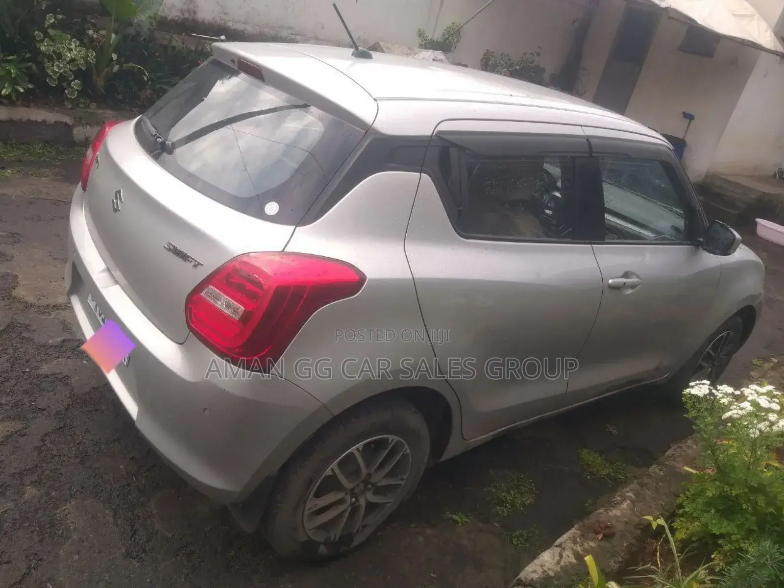 Suzuki Swift 2022 Silver