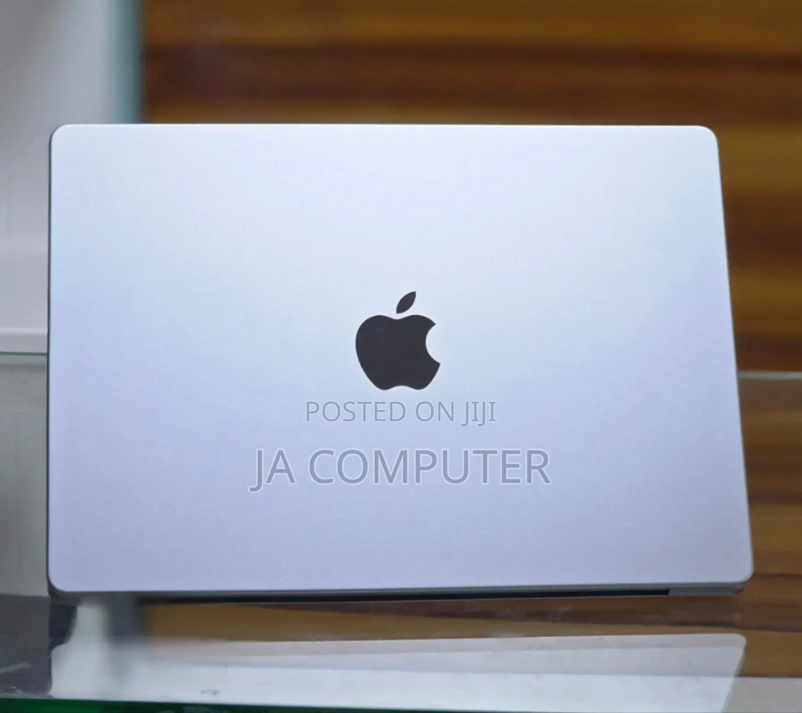 New Apple MacBook Pro 2023 M3 14-Inch 16GB Apple M3 Pro SSD 512GB