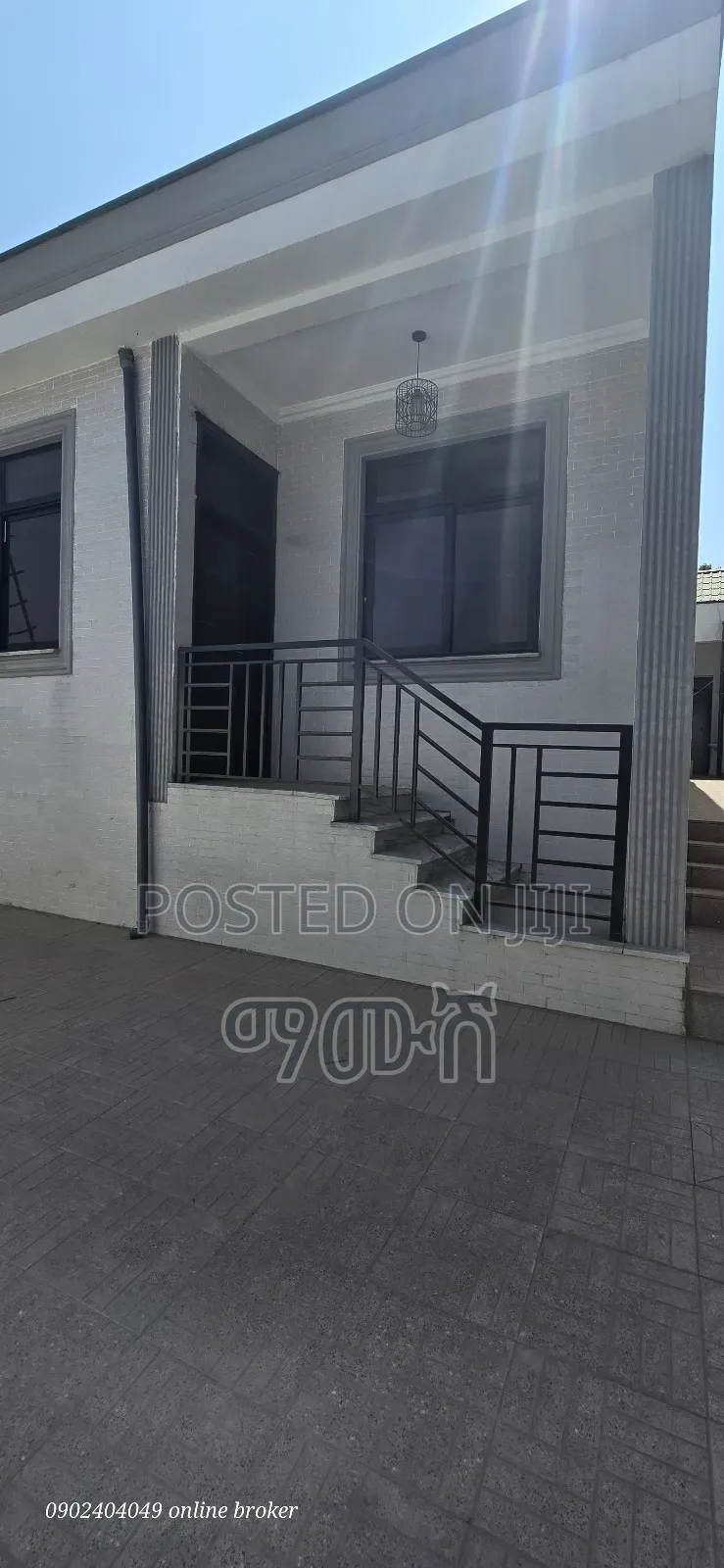 Furnished 5bdrm House in የካ አባዶ ገዳራ አካባቢ, Yeka for sale