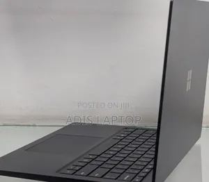 New Laptop Microsoft Surface Pro 16GB Intel Core I7 SSD 512GB