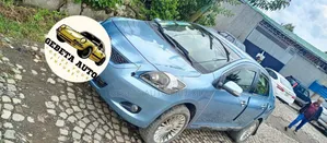 Photo - Toyota Yaris 2010 Blue