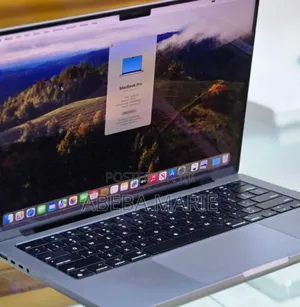 New Apple MacBook Pro 2023 M3 14-Inch 16GB Apple M3 Pro SSD 512GB