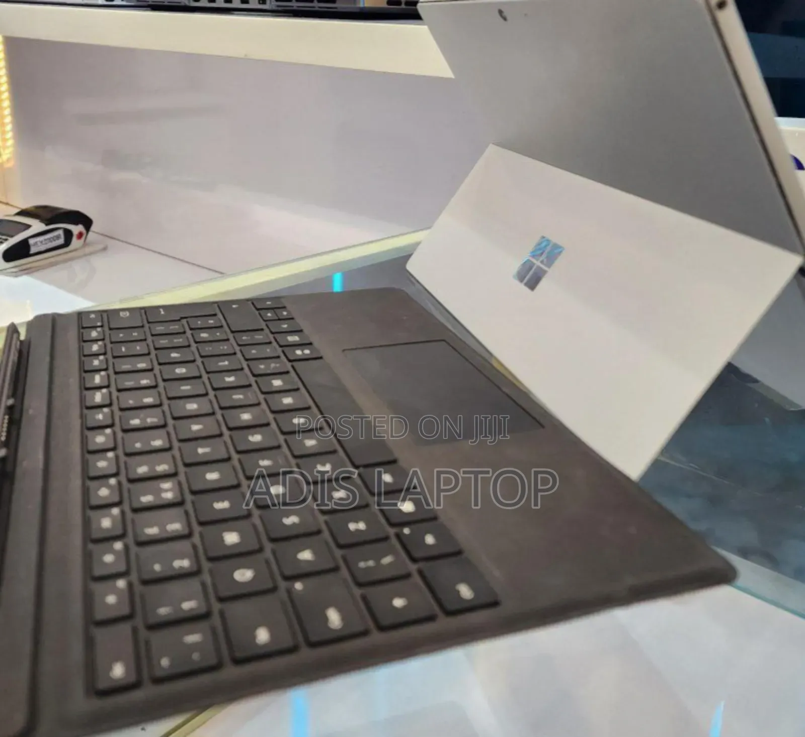 New Laptop Microsoft Surface Pro 7 8GB Intel Core I5 SSD 256GB