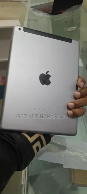 New Apple iPad 10.2 (2019) 64 GB