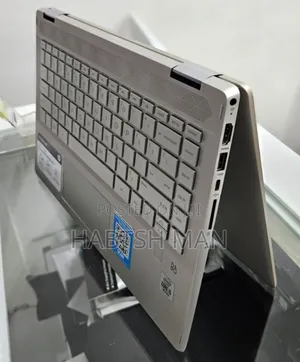 New Laptop HP Pavilion X360 8GB Intel Core I5 SSD 256GB