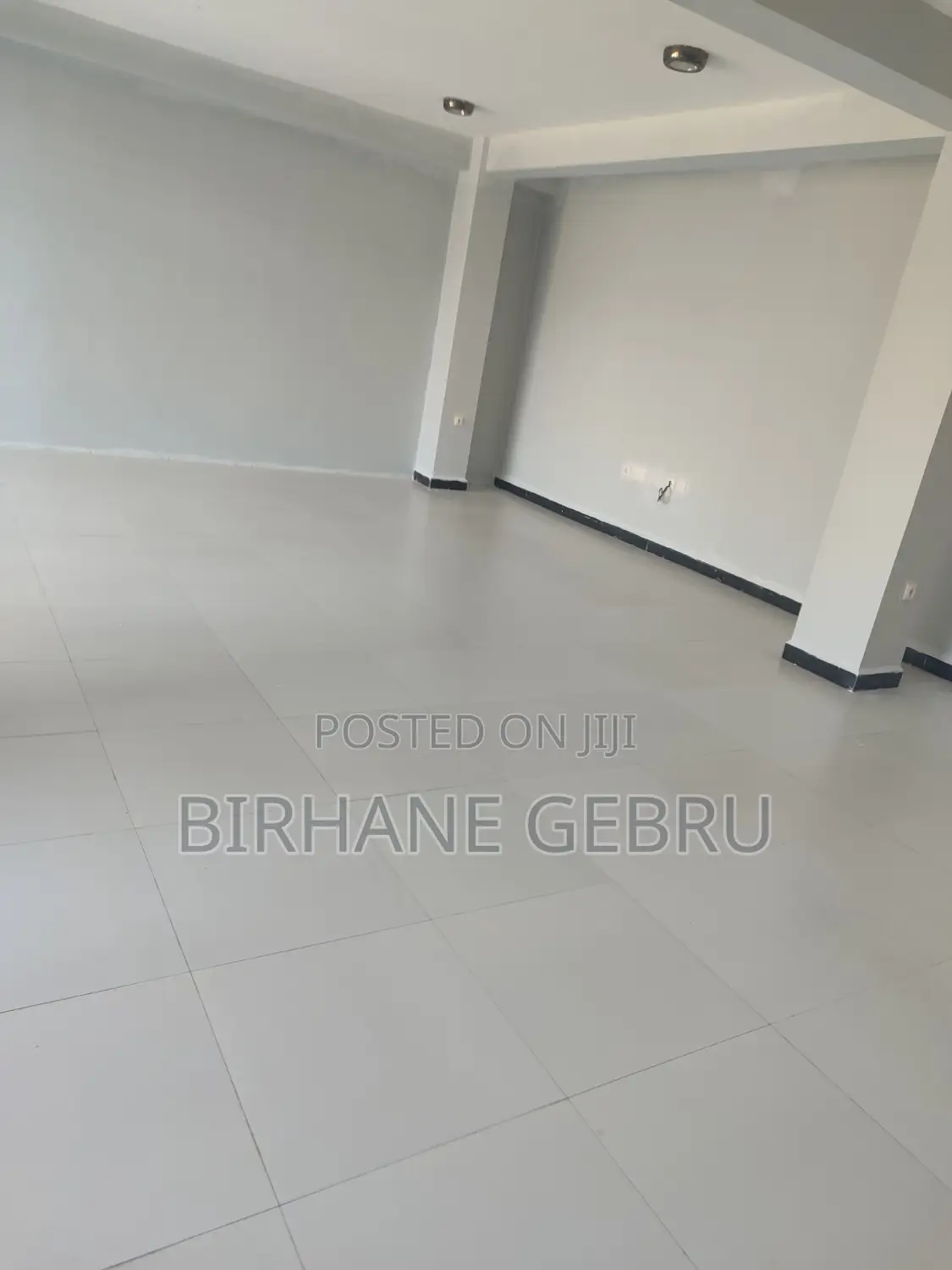 Apartiment Rent for Office or Store