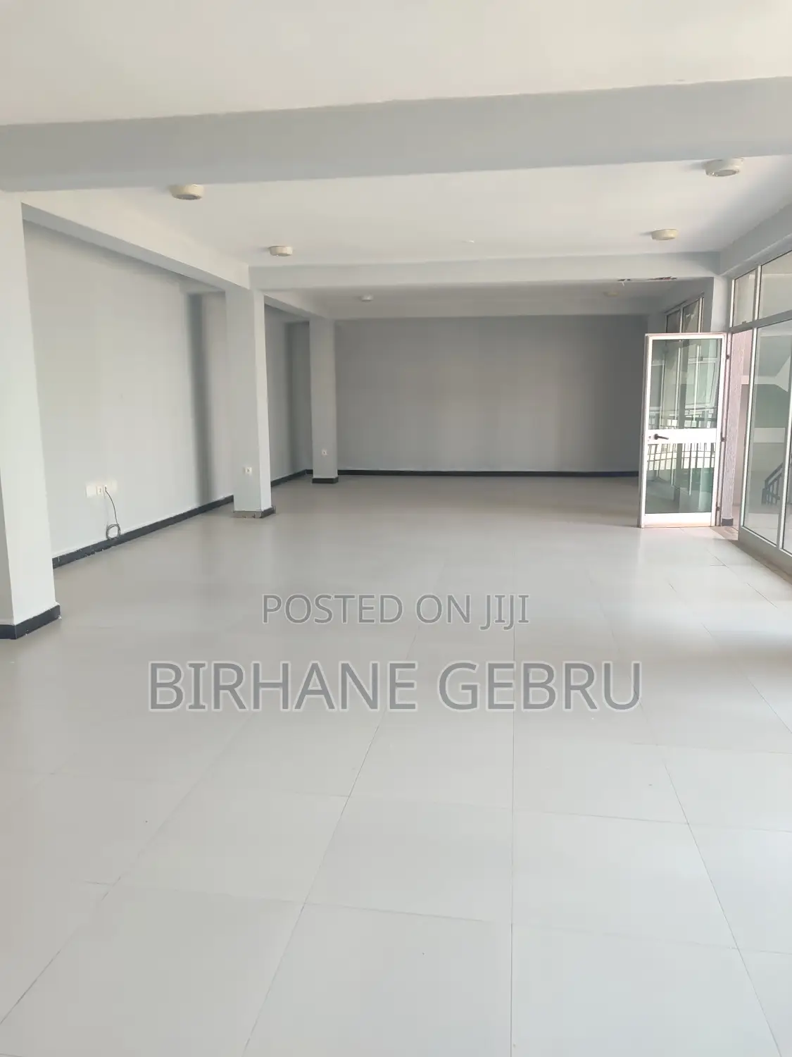 Apartiment Rent for Office or Store