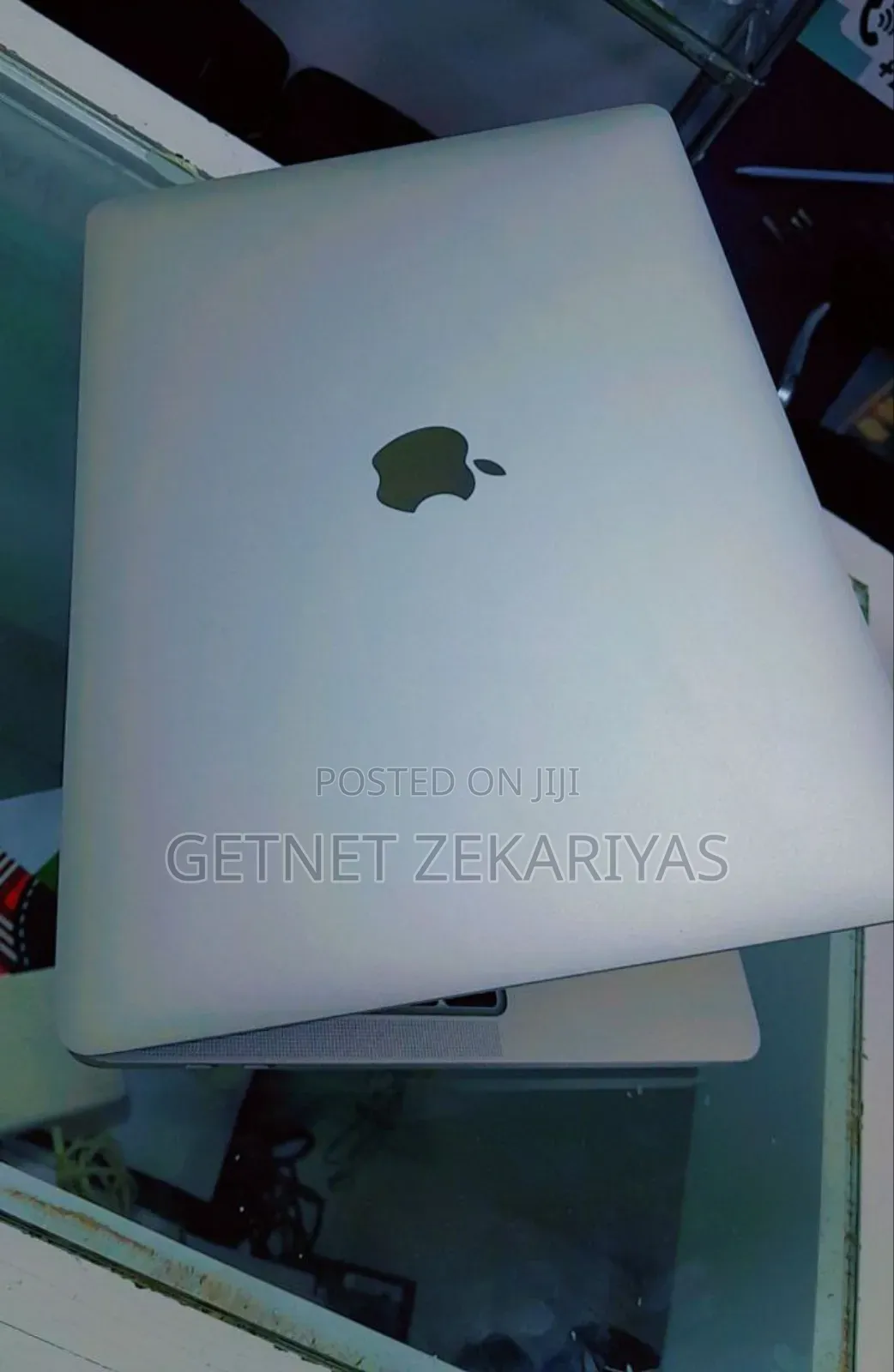 New Laptop Apple MacBook Pro M1 16GB Apple M1 Pro SSD 256GB