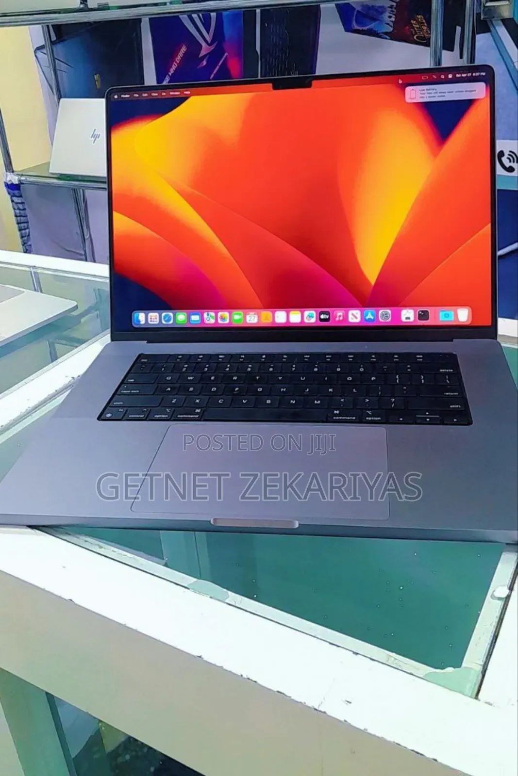 New Laptop Apple MacBook Pro M1 16GB Apple M1 Pro SSD 1T