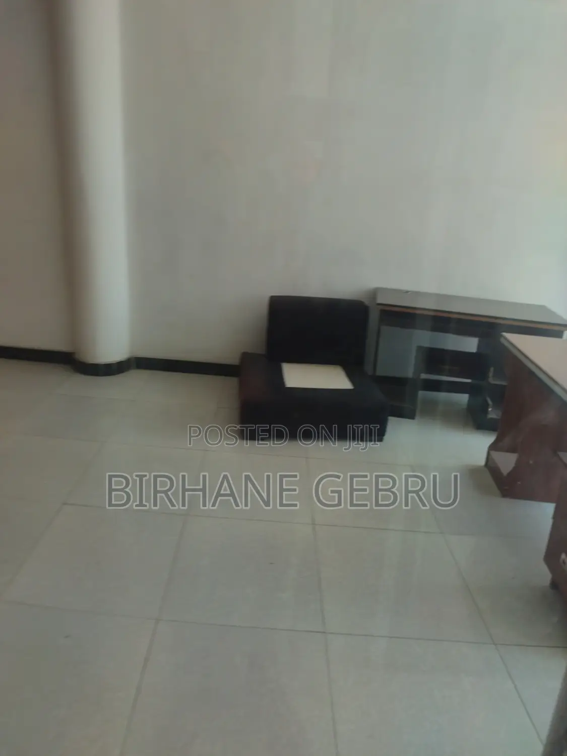 Luxury Apartiment Rent for Office