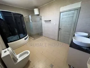 6bdrm Villa in Bole for sale