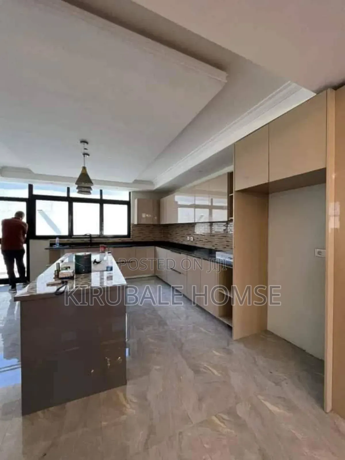 6bdrm Villa in Bole for sale