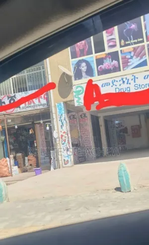 Shop for Sale at Ayat 49 82sqm