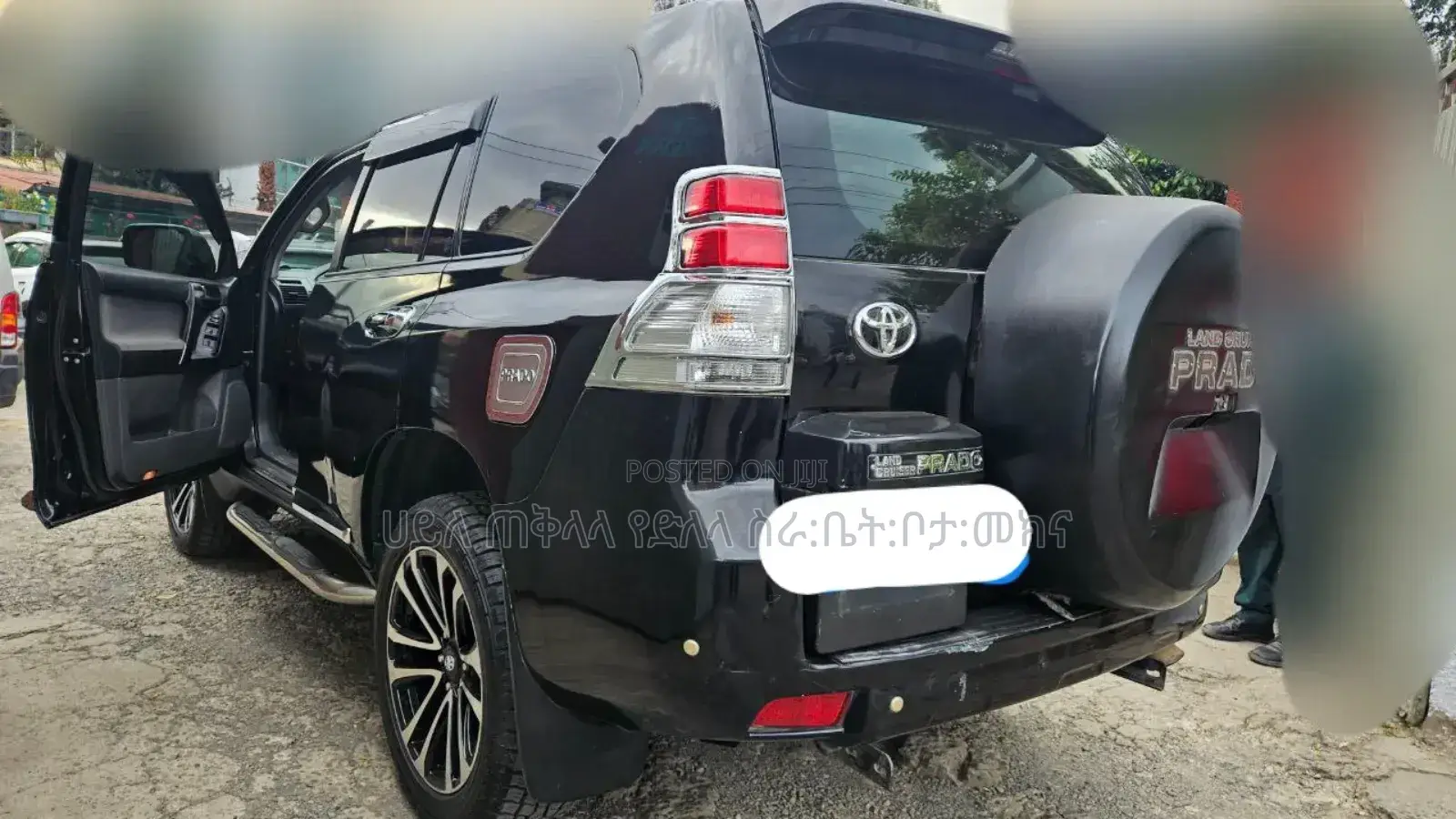Toyota Land Cruiser Prado 2012 Gray