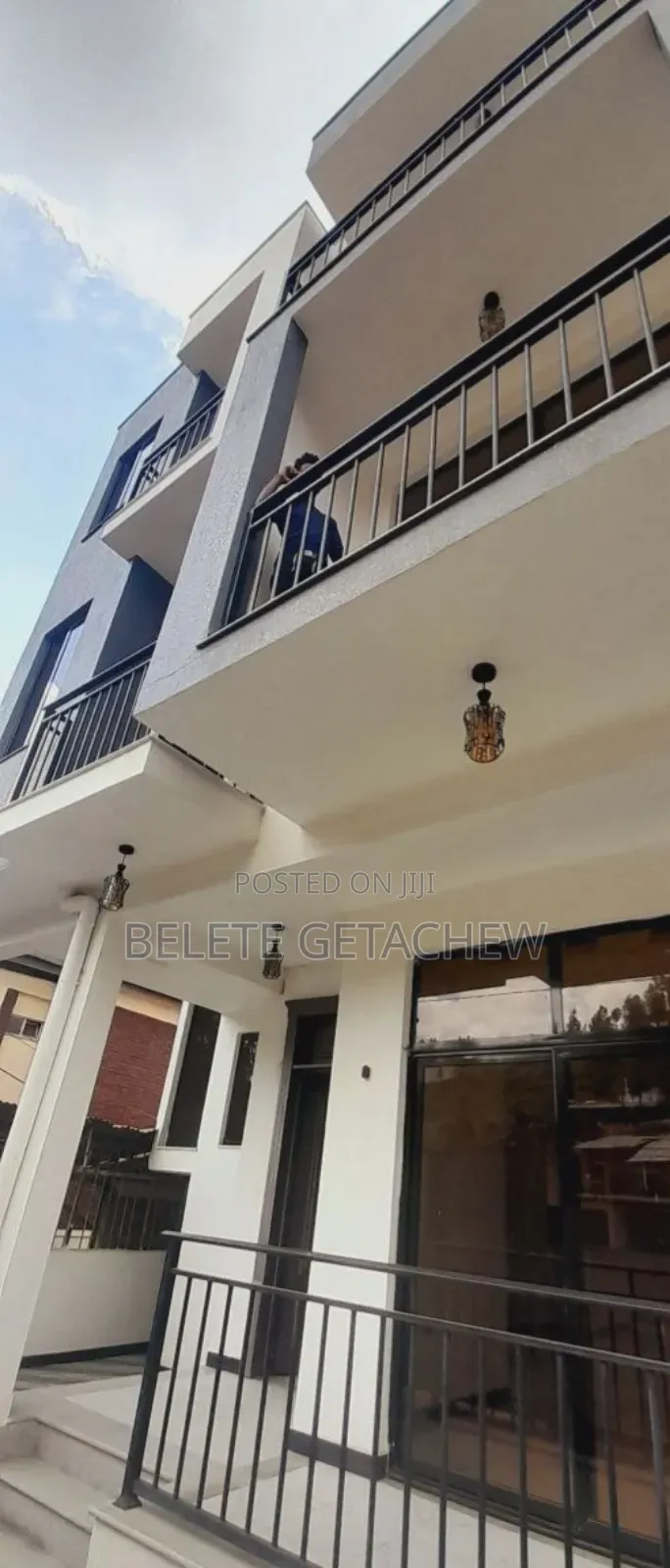 7bdrm House in Ayat Zone, G+2, Bole for sale