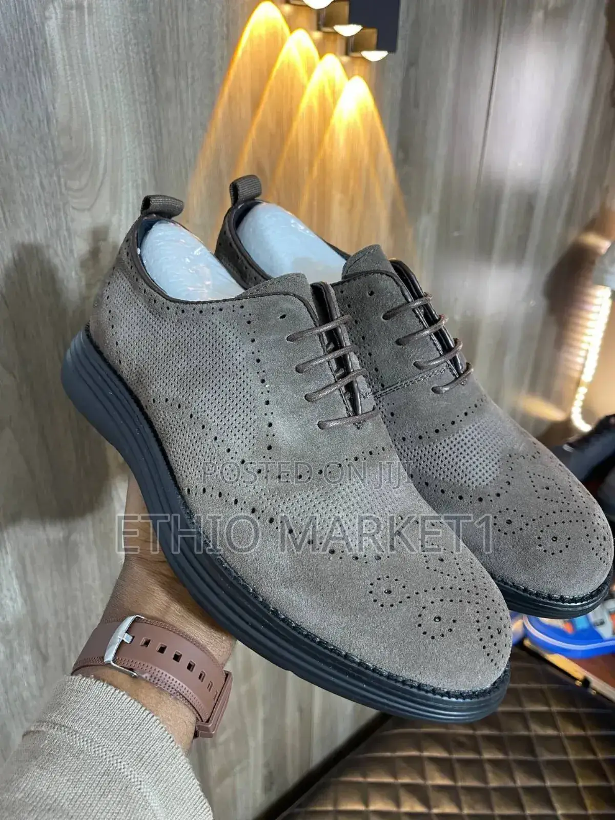 New Arrival High Quality Casual Shoes 
ሌዘር ከፋይ ጫማ