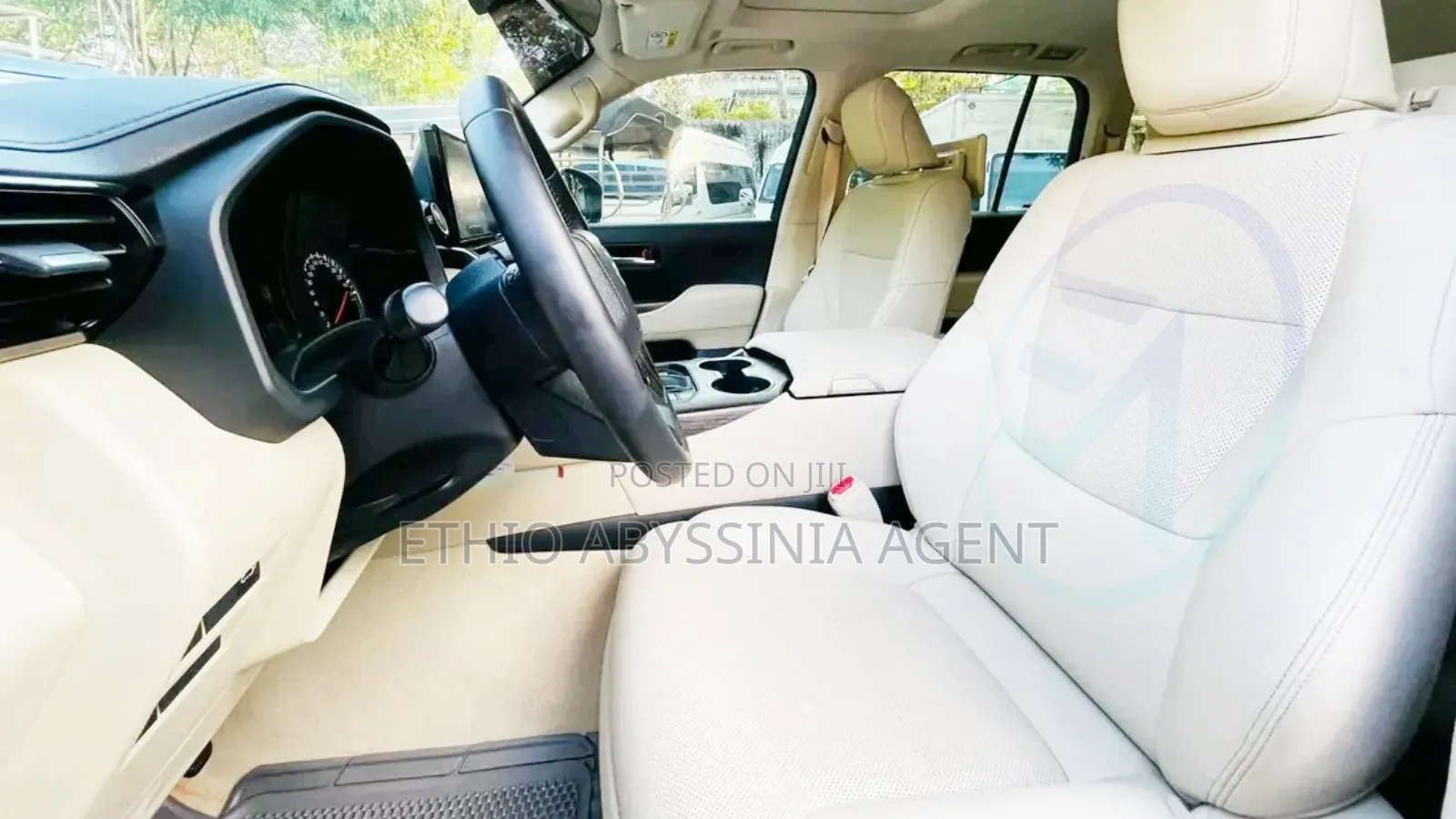 Toyota Land Cruiser LC300, GXL for Rent