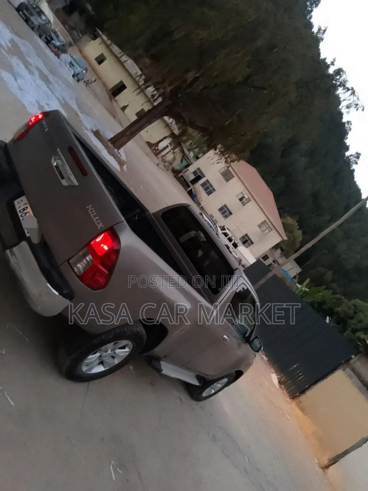 Toyota Hilux 2019 Blue