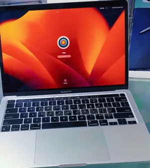 Photo - New Laptop Apple MacBook Pro 2020 M1 16GB Apple M1 Pro SSD 256GB