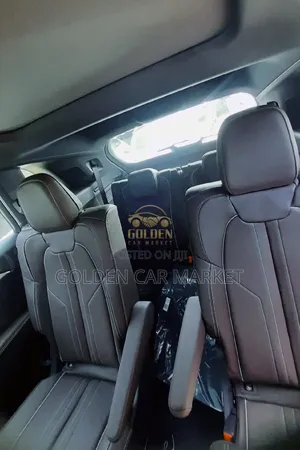 New Audi Q5 2024 Green