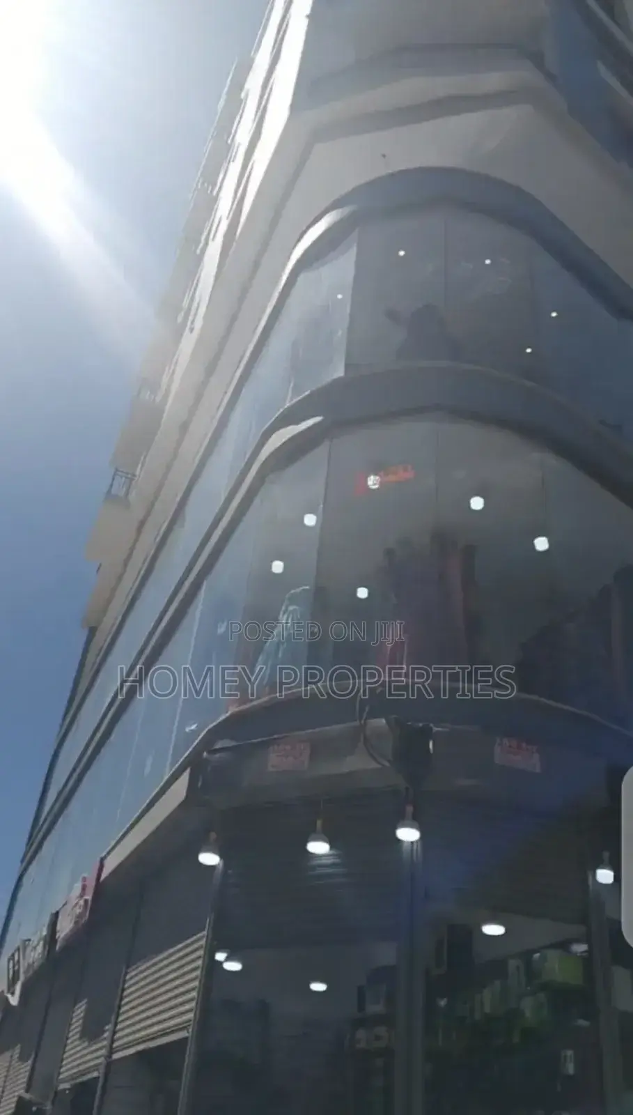 ያለቁ የንግድ ሱቆች በሾላ ገበያ Shola Market Shops For Sale Near Signal Balderas