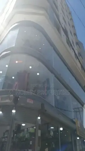 ያለቁ የንግድ ሱቆች በሾላ ገበያ Shola Market Shops For Sale Near Signal Balderas