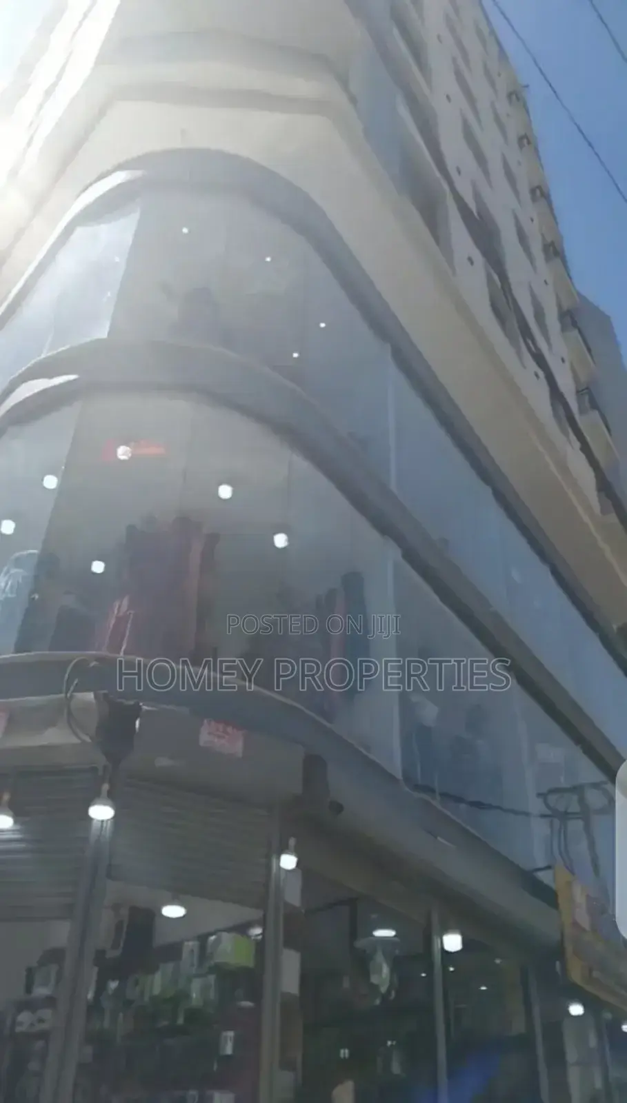 ያለቁ የንግድ ሱቆች በሾላ ገበያ Shola Market Shops For Sale Near Signal Balderas