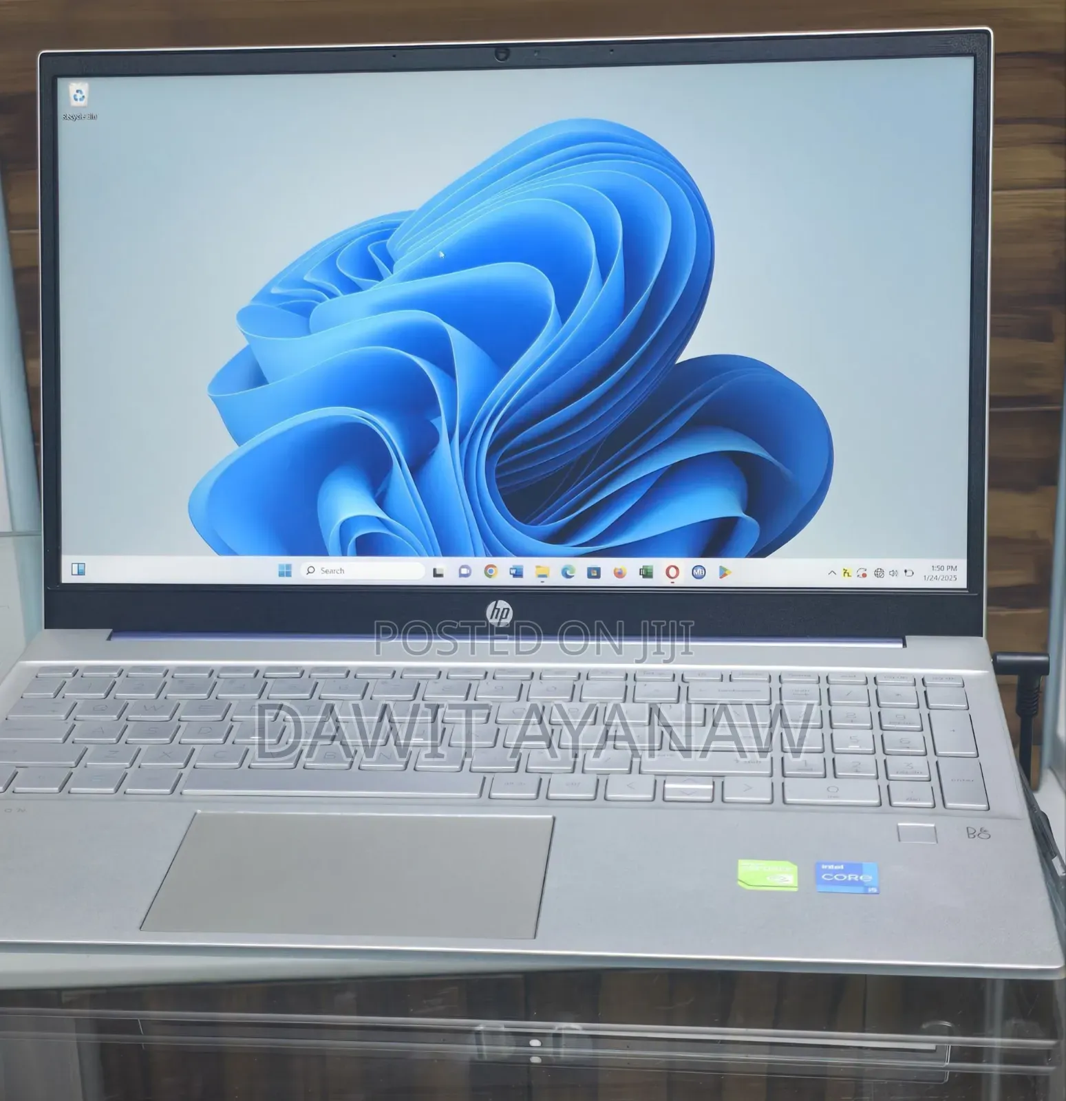 New Laptop HP Pavilion X360 8GB Intel Core I5 SSD 256GB