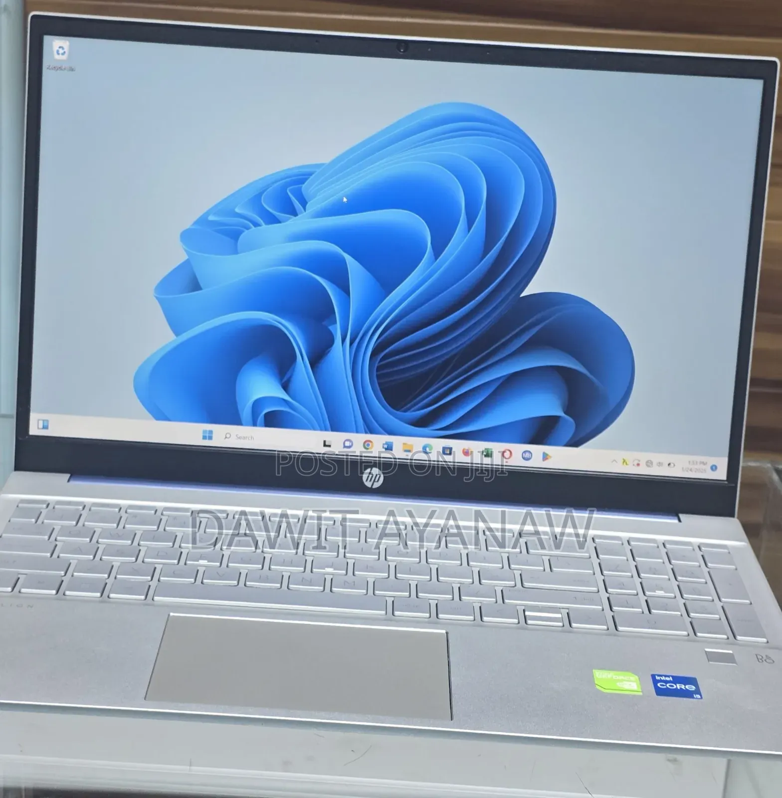 New Laptop HP Pavilion X360 8GB Intel Core I5 SSD 256GB