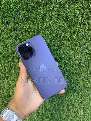 Photo - Apple iPhone 14 Pro Max 128 GB Purple