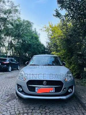 Photo - Suzuki Swift 2021 Gray