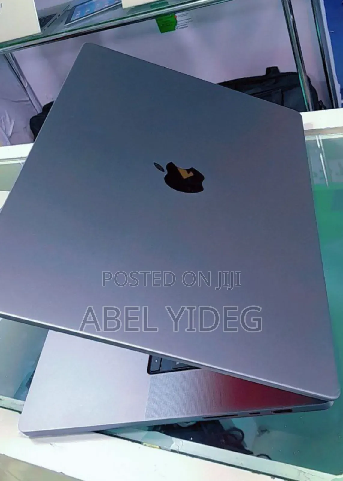 New Laptop Apple MacBook Pro 2021 M1 16GB Apple M1 Pro SSD 512GB