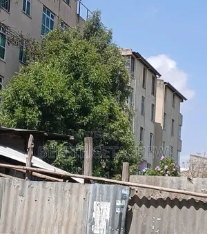 Land for Sale at Semit Fyelbet 75sqm