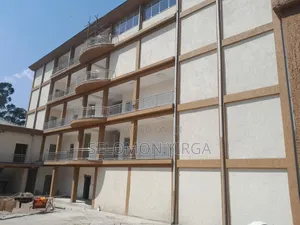 የሚከራይ ትምርት ቤት