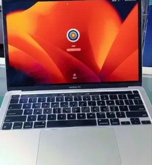 New Laptop Apple MacBook Pro M1 16GB Apple M1 SSD 256GB