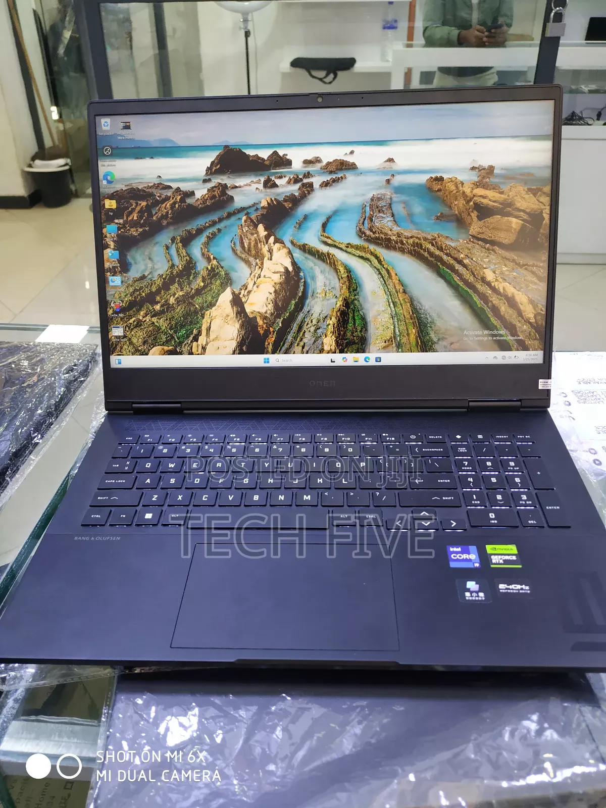 New Laptop HP Omen 16 16GB Intel Core I9 SSD 1T