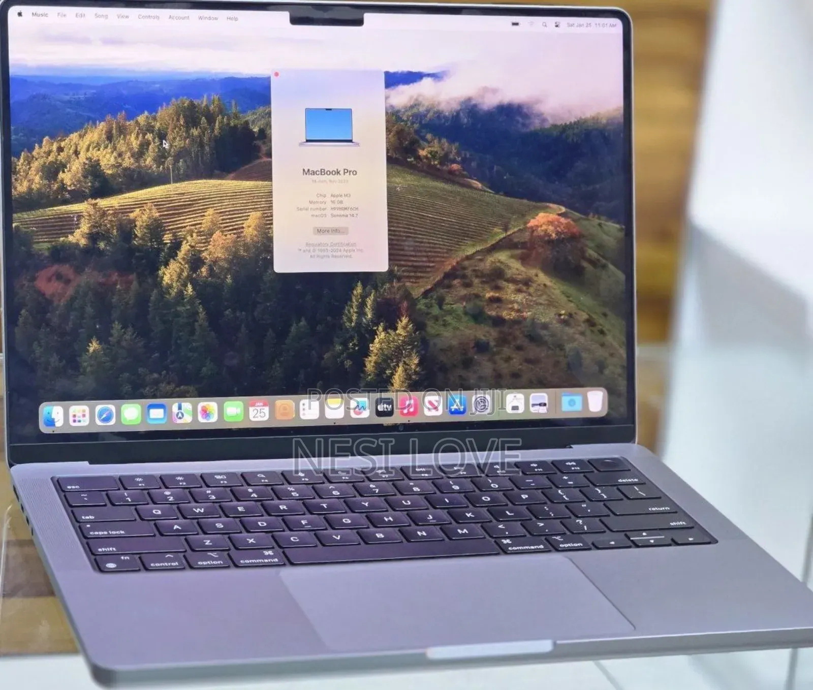 New Laptop Apple MacBook Pro 2023 M3 Pro 14-Inch 16GB SSD 512GB