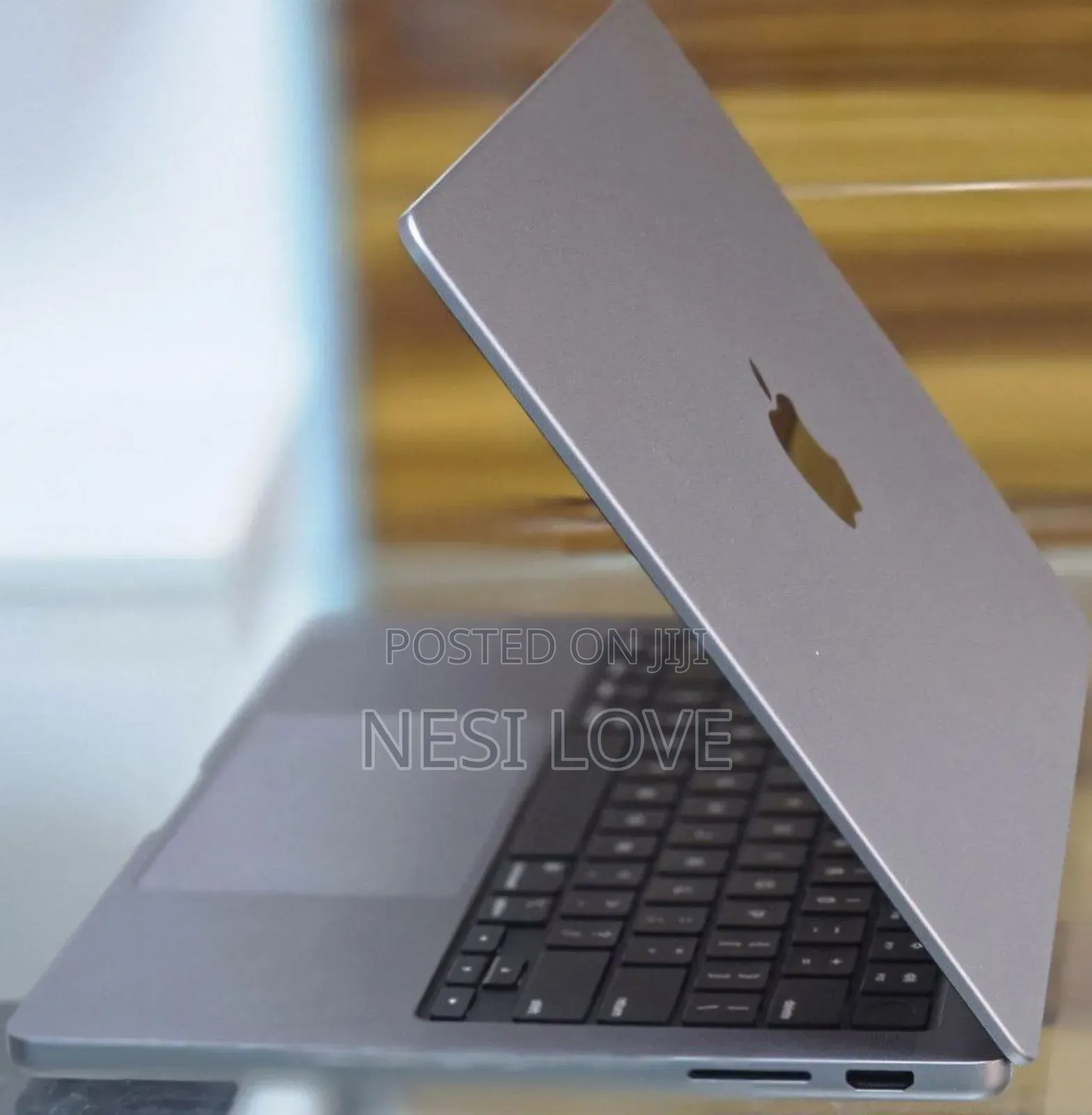 New Laptop Apple MacBook Pro 2023 M3 Pro 14-Inch 16GB SSD 512GB